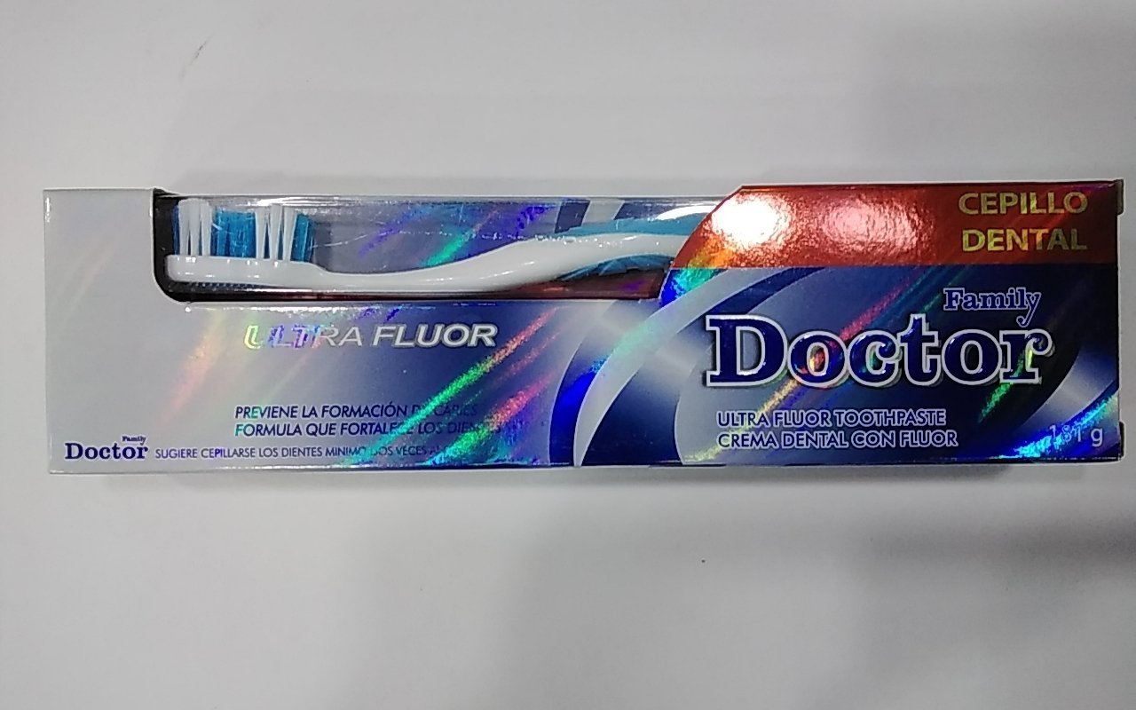 DOCTOR ULTRA FLUOR CREMA DENTAL + CEPILLO